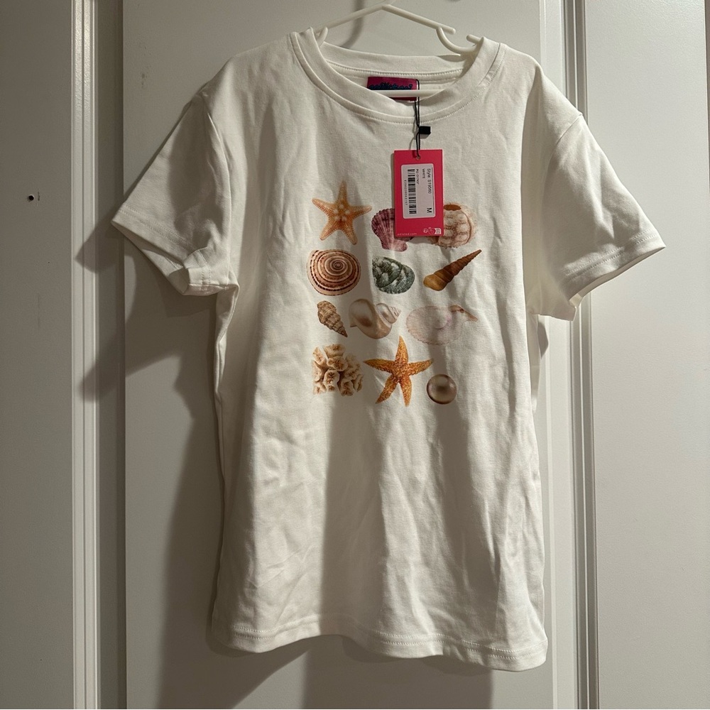 Edikted White Kids Shirt with Seashell Design